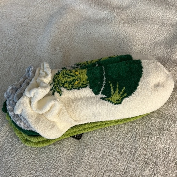 Dr. Seuss Green Casual Socks - Picture 4 of 4